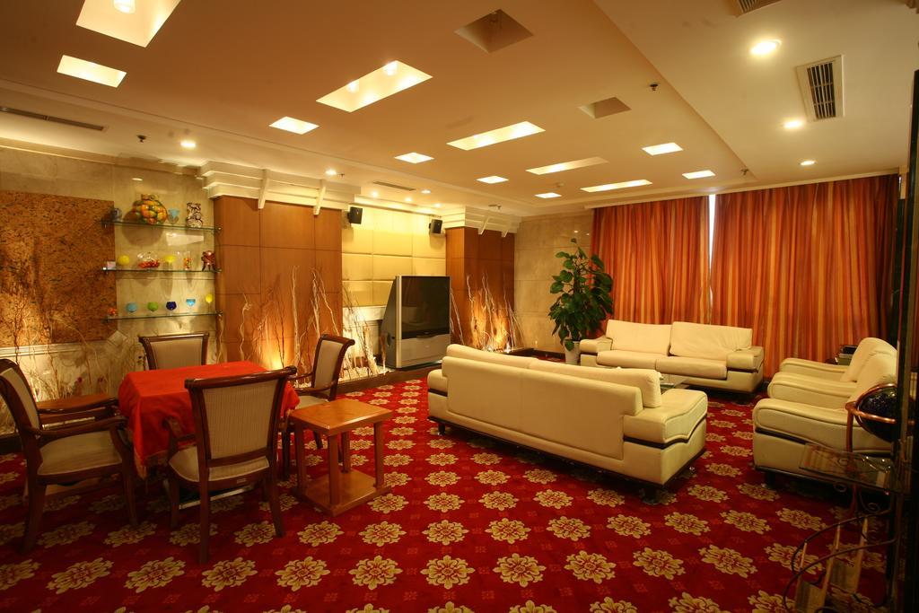 Lutianhua Hotel Chengdu Exterior photo