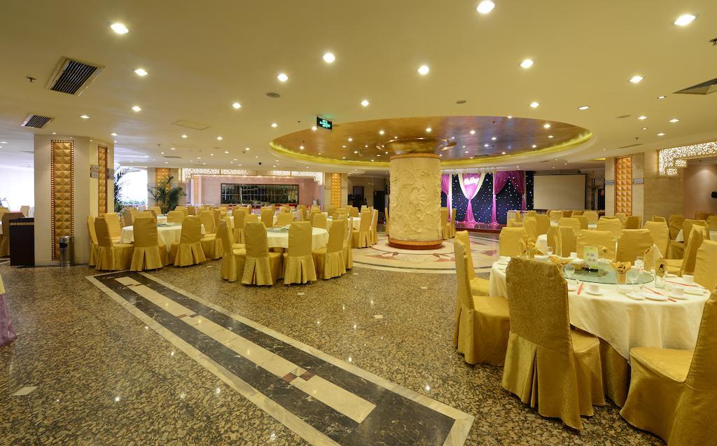 Lutianhua Hotel Chengdu Exterior photo